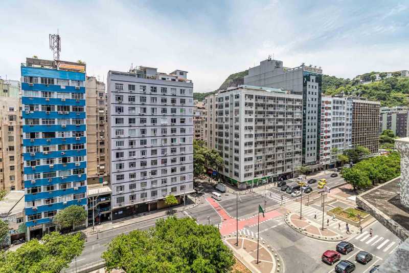 Apartamento à venda com 3 quartos, 133m² - Foto 1