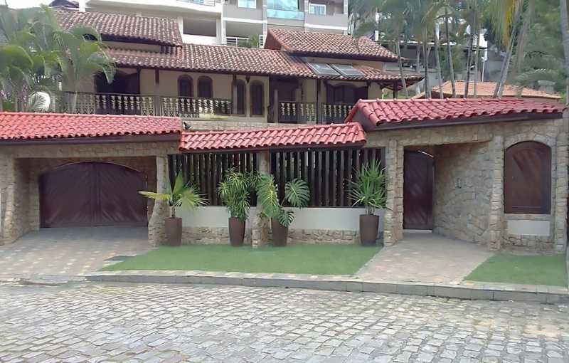 Casa de Condomínio à venda com 3 quartos, 600m² - Foto 1