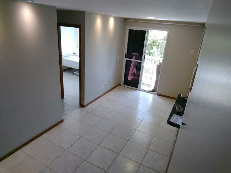 Apartamento à venda com 2 quartos, 60m² - Foto 5