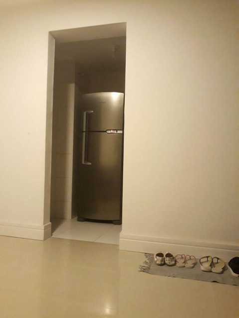 Apartamento à venda com 2 quartos, 64m² - Foto 16