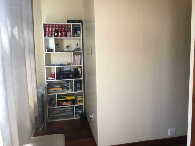 Apartamento à venda com 3 quartos, 87m² - Foto 9