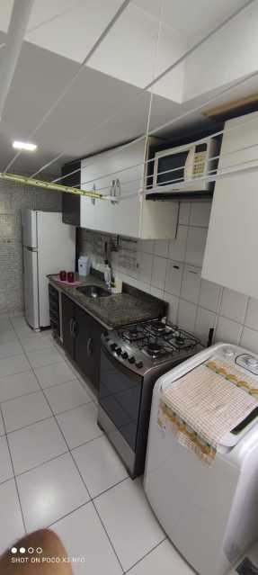 Apartamento à venda com 2 quartos, 64m² - Foto 7