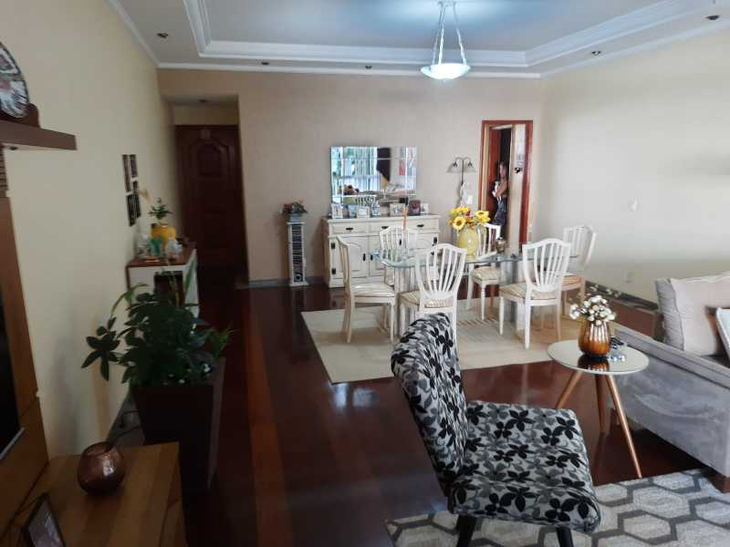 Apartamento à venda com 4 quartos, 180m² - Foto 5