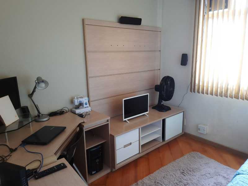 Apartamento à venda com 4 quartos, 180m² - Foto 16