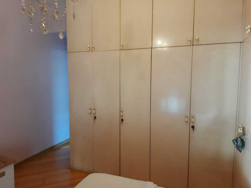 Apartamento à venda com 4 quartos, 180m² - Foto 13