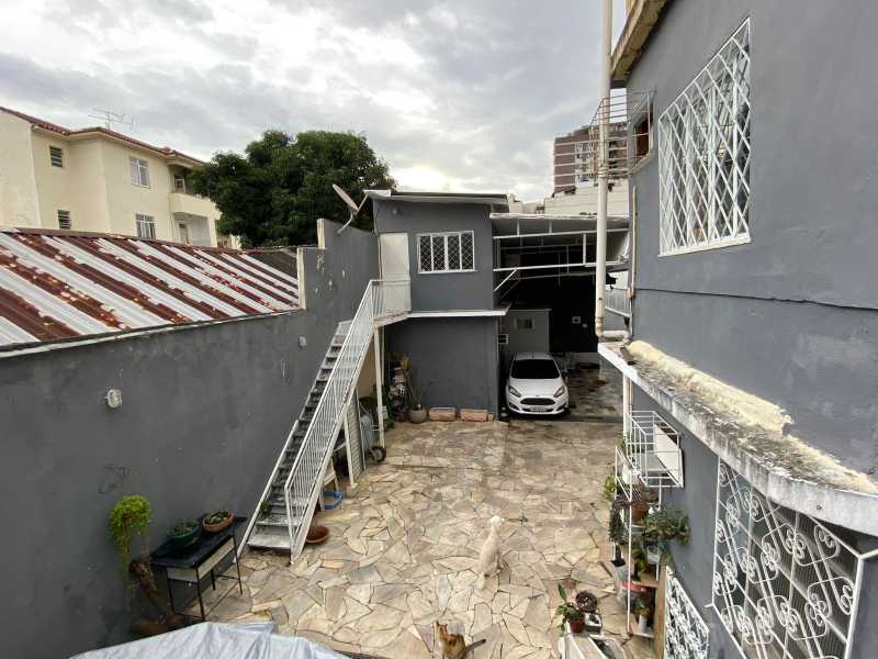 Casa à venda com 5 quartos, 269m² - Foto 26