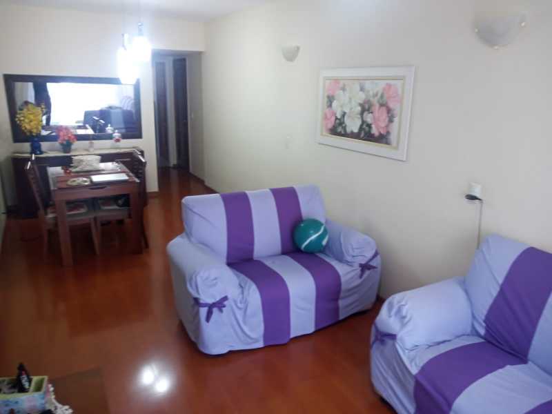 Apartamento à venda com 3 quartos, 111m² - Foto 6