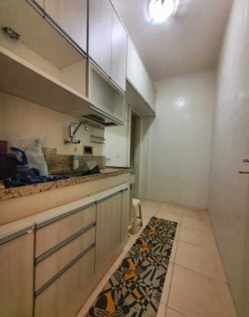 Apartamento à venda com 2 quartos, 70m² - Foto 5