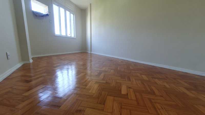 Apartamento à venda com 2 quartos, 68m² - Foto 6