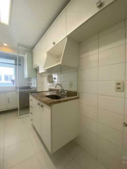 Apartamento à venda com 2 quartos, 63m² - Foto 10