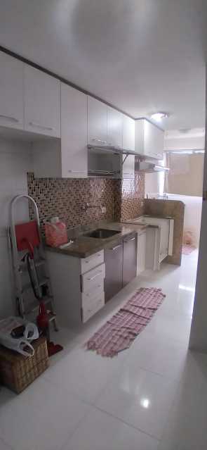 Apartamento à venda com 2 quartos, 74m² - Foto 3