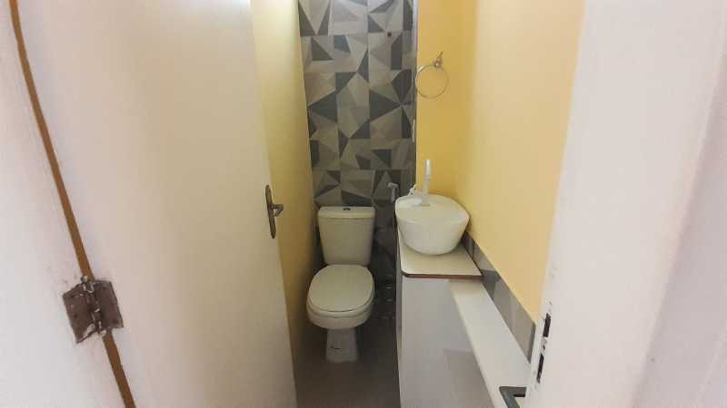 Apartamento à venda com 2 quartos, 72m² - Foto 3