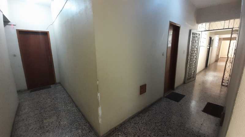 Apartamento à venda com 2 quartos, 72m² - Foto 20