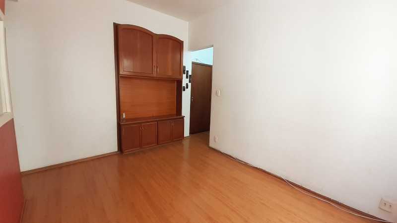 Apartamento à venda com 2 quartos, 72m² - Foto 21