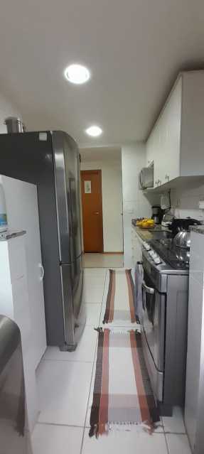 Apartamento à venda com 2 quartos, 83m² - Foto 4