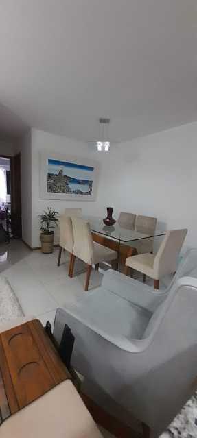 Apartamento à venda com 2 quartos, 83m² - Foto 3