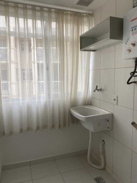 Apartamento à venda com 2 quartos, 60m² - Foto 11