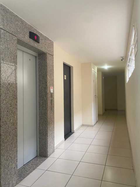 Apartamento à venda com 2 quartos, 60m² - Foto 14