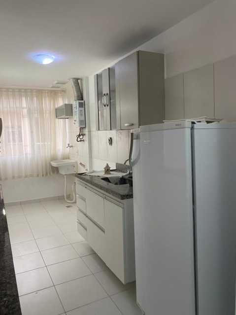 Apartamento à venda com 2 quartos, 60m² - Foto 21