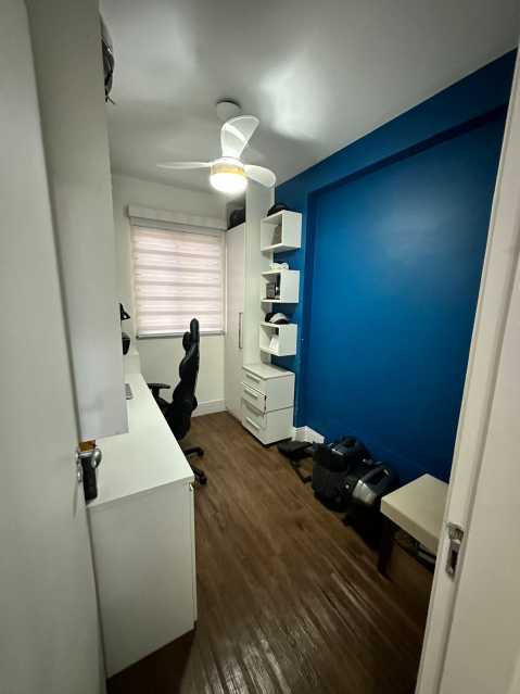 Apartamento à venda com 3 quartos, 90m² - Foto 3