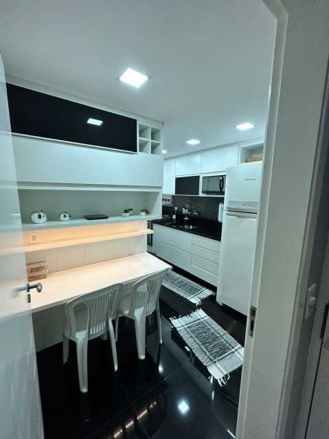 Apartamento à venda com 3 quartos, 90m² - Foto 5