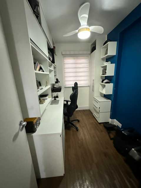 Apartamento à venda com 3 quartos, 90m² - Foto 11