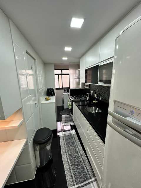 Apartamento à venda com 3 quartos, 90m² - Foto 19