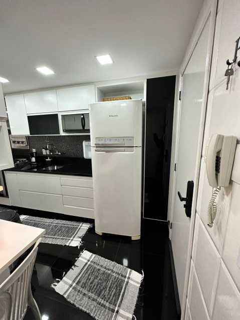 Apartamento à venda com 3 quartos, 90m² - Foto 23