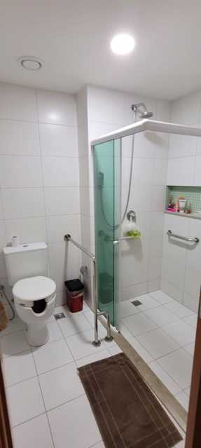 Apartamento à venda com 4 quartos, 150m² - Foto 16