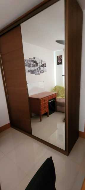 Apartamento à venda com 4 quartos, 150m² - Foto 22