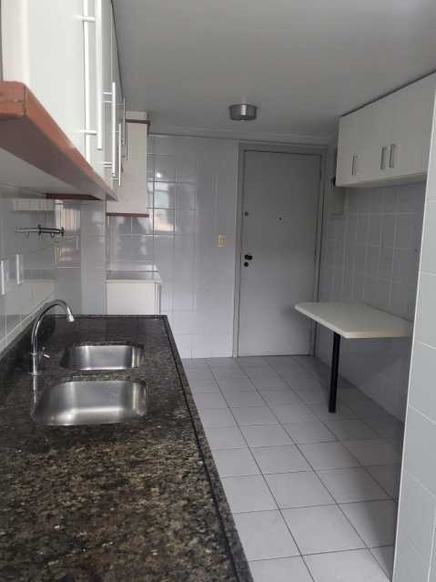 Apartamento à venda com 3 quartos, 108m² - Foto 13