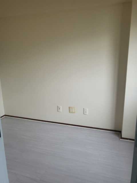 Apartamento à venda com 3 quartos, 108m² - Foto 15