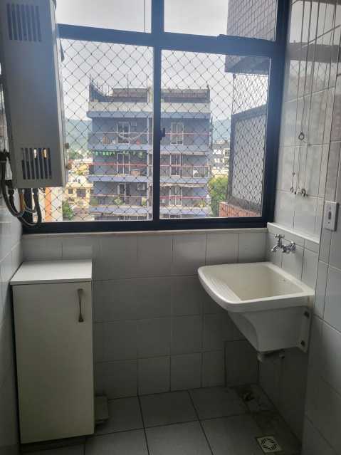 Apartamento à venda com 3 quartos, 108m² - Foto 19