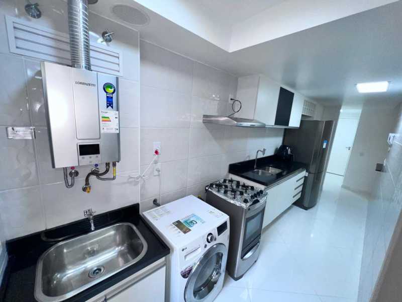 Apartamento à venda com 4 quartos, 85m² - Foto 18