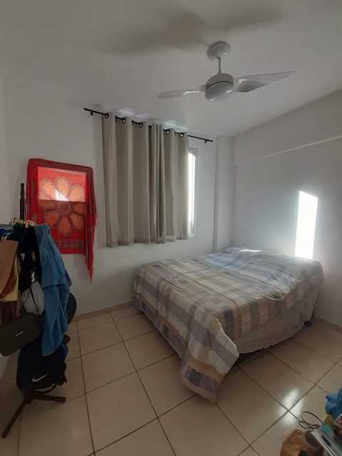 Apartamento à venda com 2 quartos, 70m² - Foto 13