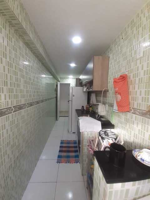 Apartamento à venda com 2 quartos, 70m² - Foto 17