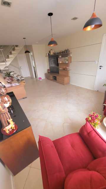 Casa de Condomínio à venda com 4 quartos, 210m² - Foto 18