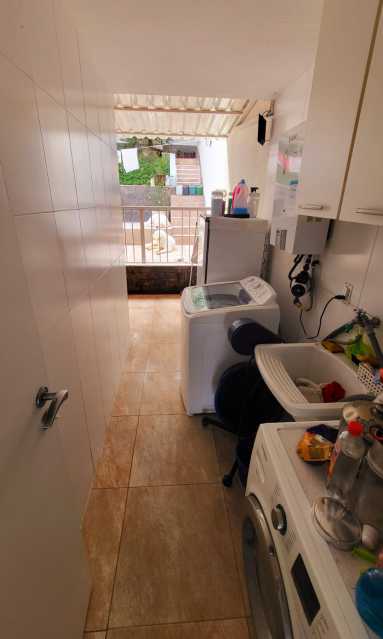 Casa de Condomínio à venda com 4 quartos, 210m² - Foto 20