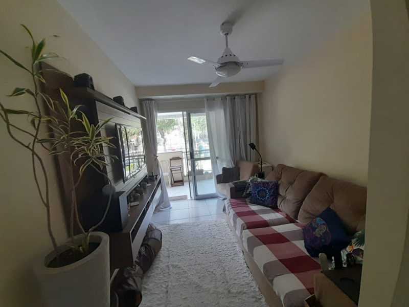 Apartamento à venda com 3 quartos, 92m² - Foto 1