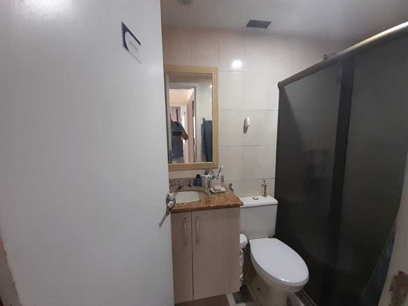 Apartamento à venda com 3 quartos, 92m² - Foto 9