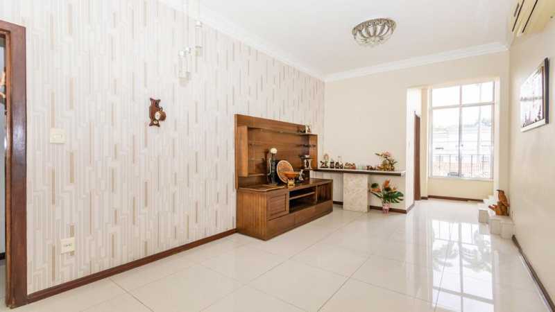 Apartamento à venda com 2 quartos, 50m² - Foto 2