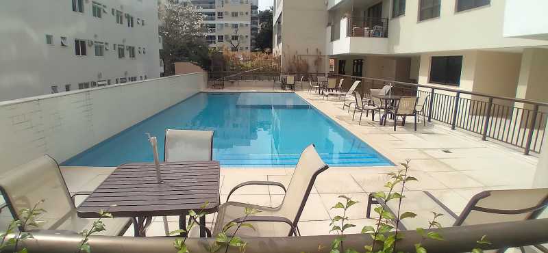 Apartamento à venda com 2 quartos, 82m² - Foto 1