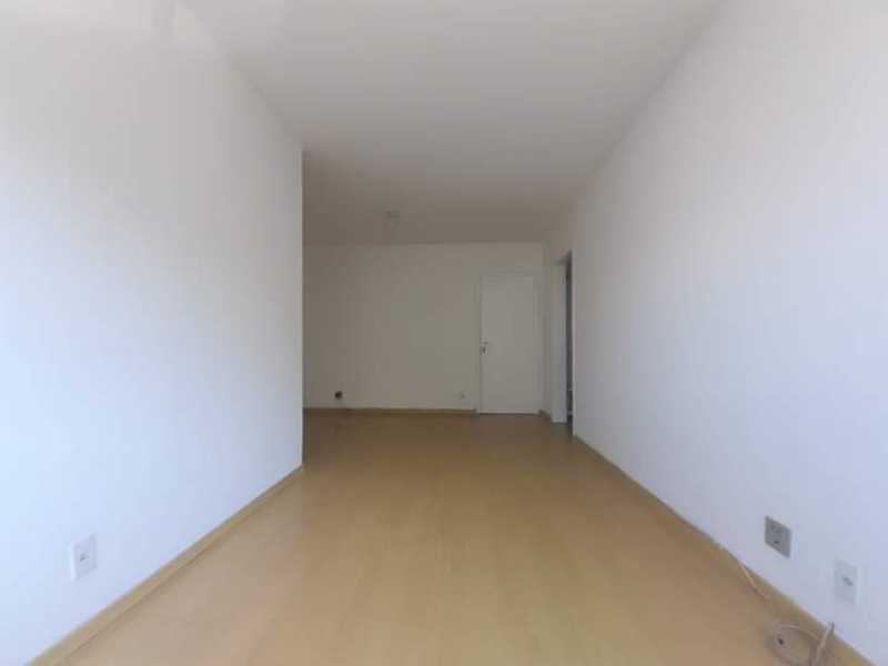 Apartamento à venda com 2 quartos, 58m² - Foto 4