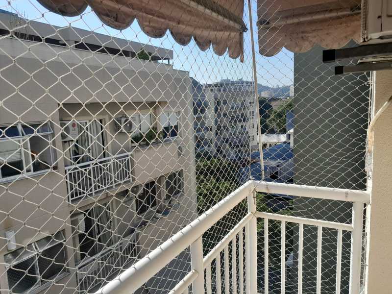 Apartamento à venda com 3 quartos, 70m² - Foto 12