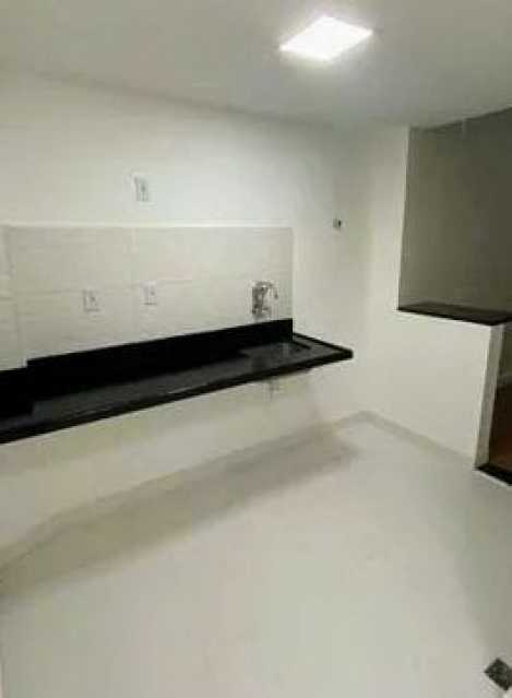 Apartamento à venda com 2 quartos, 68m² - Foto 6