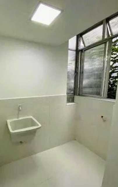 Apartamento à venda com 2 quartos, 68m² - Foto 9