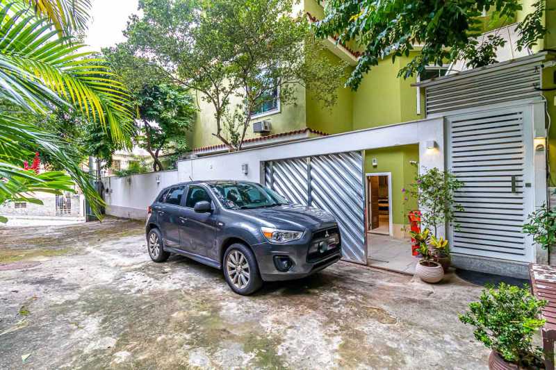 Casa de Condomínio à venda com 8 quartos, 595m² - Foto 28