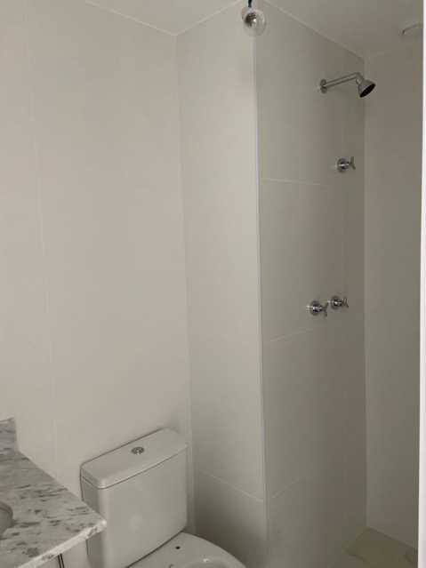 Apartamento à venda com 2 quartos, 63m² - Foto 9