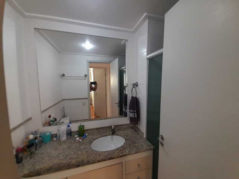 Apartamento à venda com 2 quartos, 68m² - Foto 15