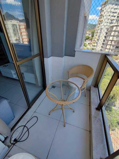 Cobertura à venda com 3 quartos, 116m² - Foto 2